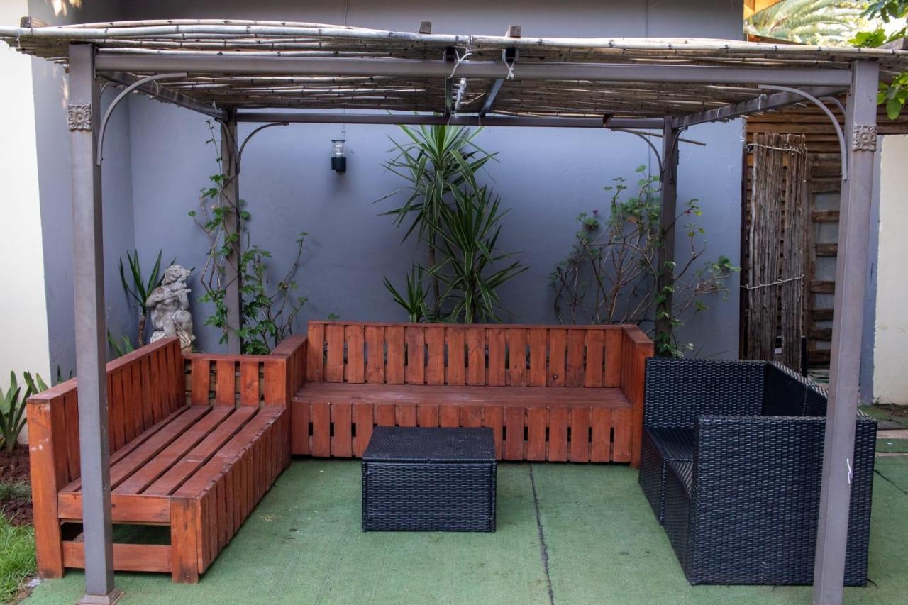 Sababa Boutique Hotel Йоханесбург Екстериор снимка